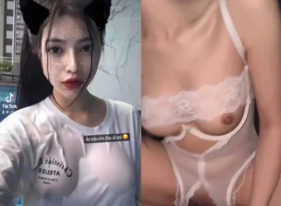 Cô em Uyên Thỏ cưỡi ngựa tới bến
